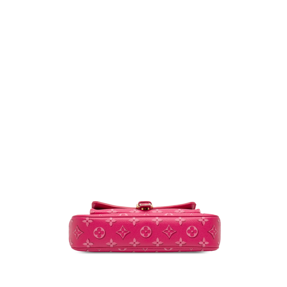Pre-Loved Louis Vuitton Fall For You Monogram Maxi Multi Pochette Accessoires - Picture 3 of 7